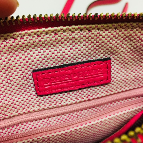 Dooney & Bourke Pebble Grain Crossbody Carrier - Picture 7 of 8